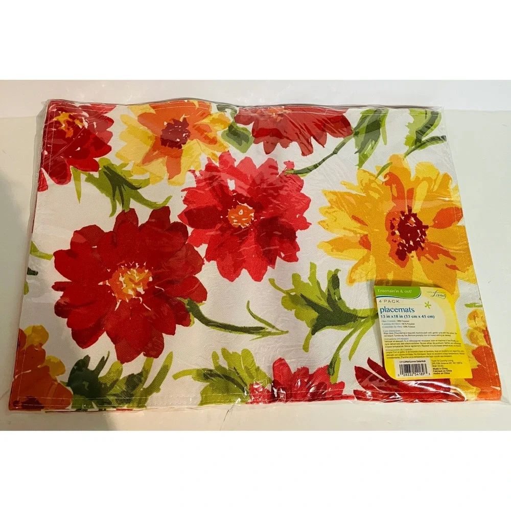 Town & Country Living Placemat's 13x18 Multicolor NEW Floral Summer Dahlia 4pk
